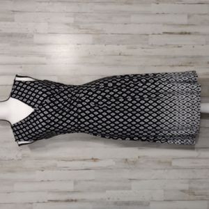 WHBM Black & White Sleeveless Dress